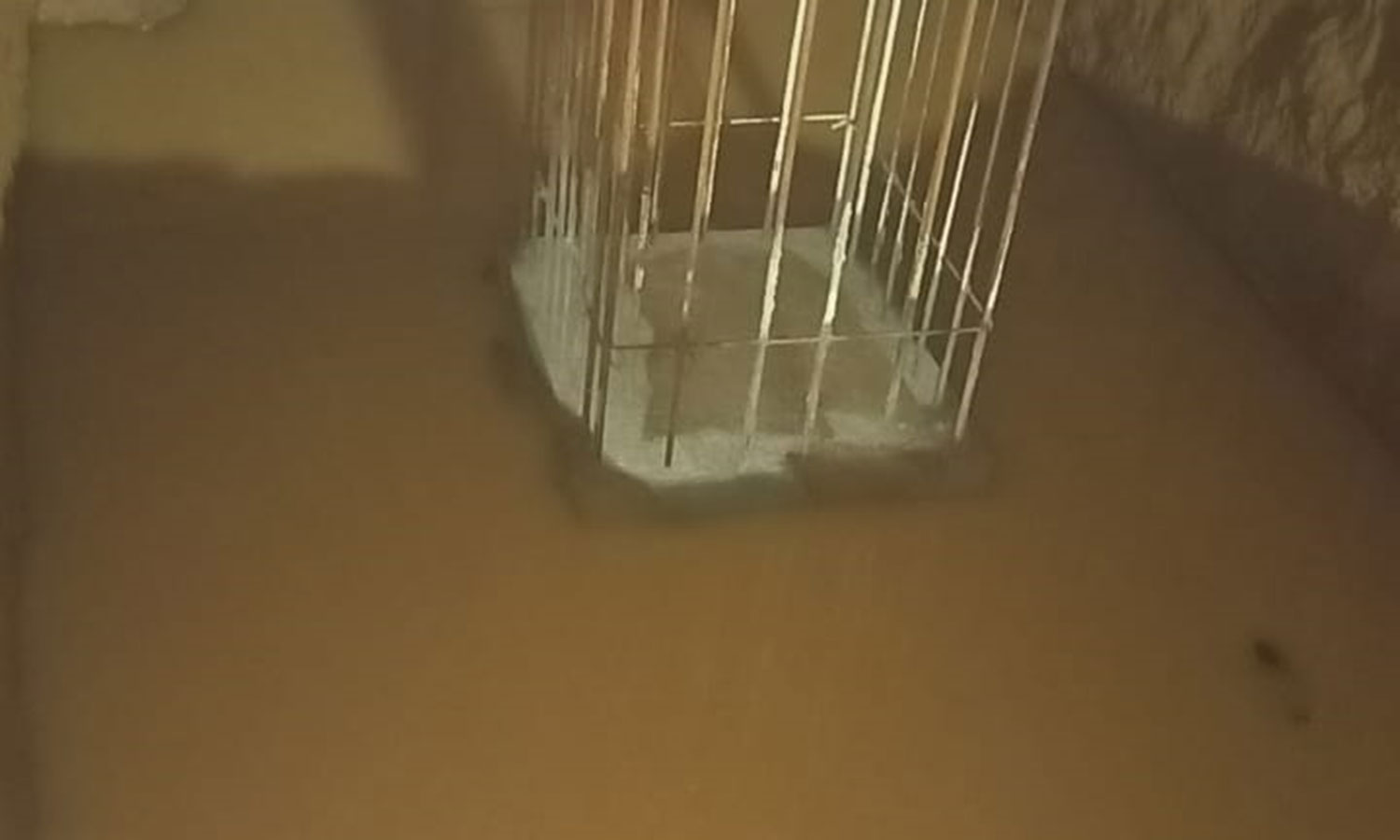 புதிய கட்டிடத்தில் தண்ணீர் தேங்கிய பள்ளத்தில் தவறி விழுந்த சிறுவன் உயிரிழப்பு