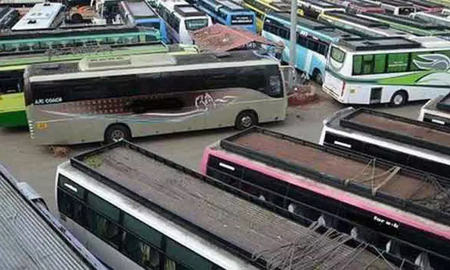 கோயம்பேடு, போரூரில் இருந்து ஆம்னி பஸ்கள் இயக்கப்படும்: ஆம்னி பஸ் உரிமையாளர்கள் சங்கம்