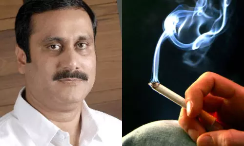 பொது இடங்களில் புகை பிடிப்பதை கடுமையாக தண்டிக்க வேண்டும்- அன்புமணி ராமதாஸ்