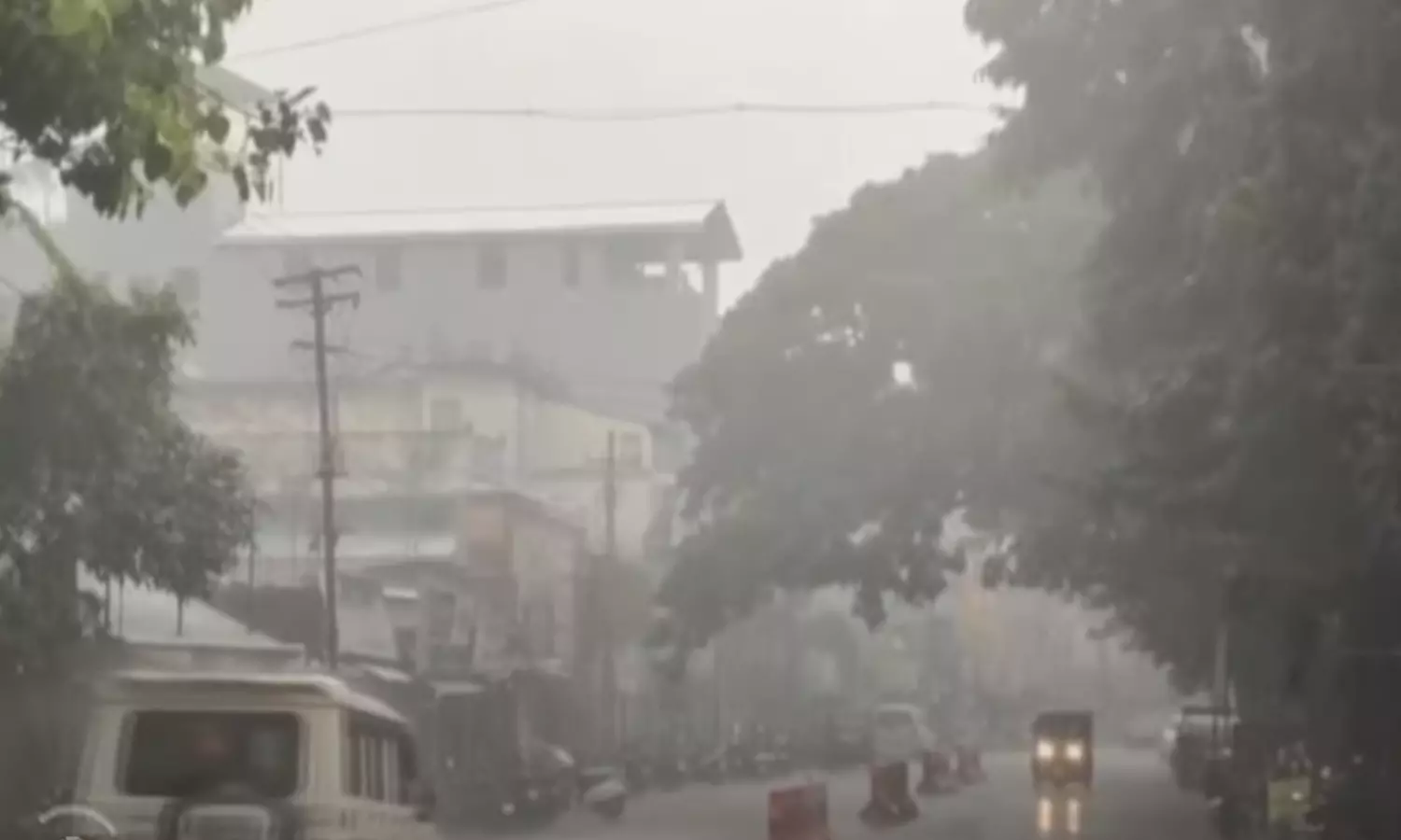 கொட்டித்தீர்க்கப் போகும் கனமழை.. முன்னெச்சரிக்கை பணிகளை மேற்கொள்ள பேரிடர் மேலாண்மை துறை அறிவுறுத்தல்