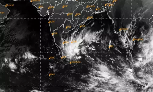தமிழகம், புதுவைக்கு ஆரஞ்ச் அலர்ட்- இந்திய வானிலை ஆய்வு மையம்