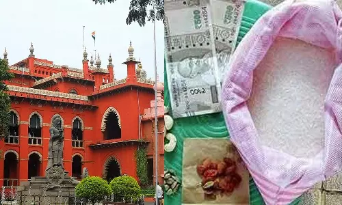 பொங்கல் பரிசு தொகுப்பில் சர்க்கரைக்கு பதிலாக வெல்லம் வழங்க கோரி ஐகோர்ட்டில் வழக்கு