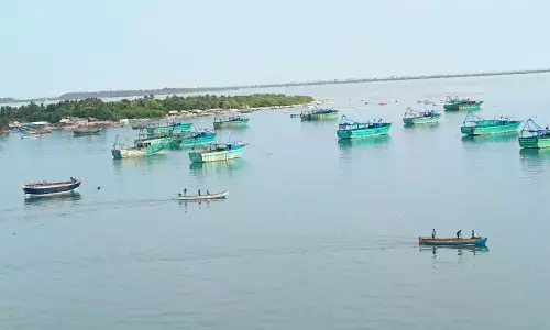 ராமநாதபுரம் மாவட்ட மீனவர்கள் கடலுக்கு செல்ல தடை விதிப்பு