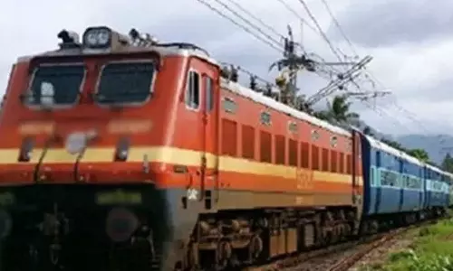 தென்மாவட்டங்களில் இருந்து புறப்படும் ரெயில் போக்குவரத்தில் மாற்றம்