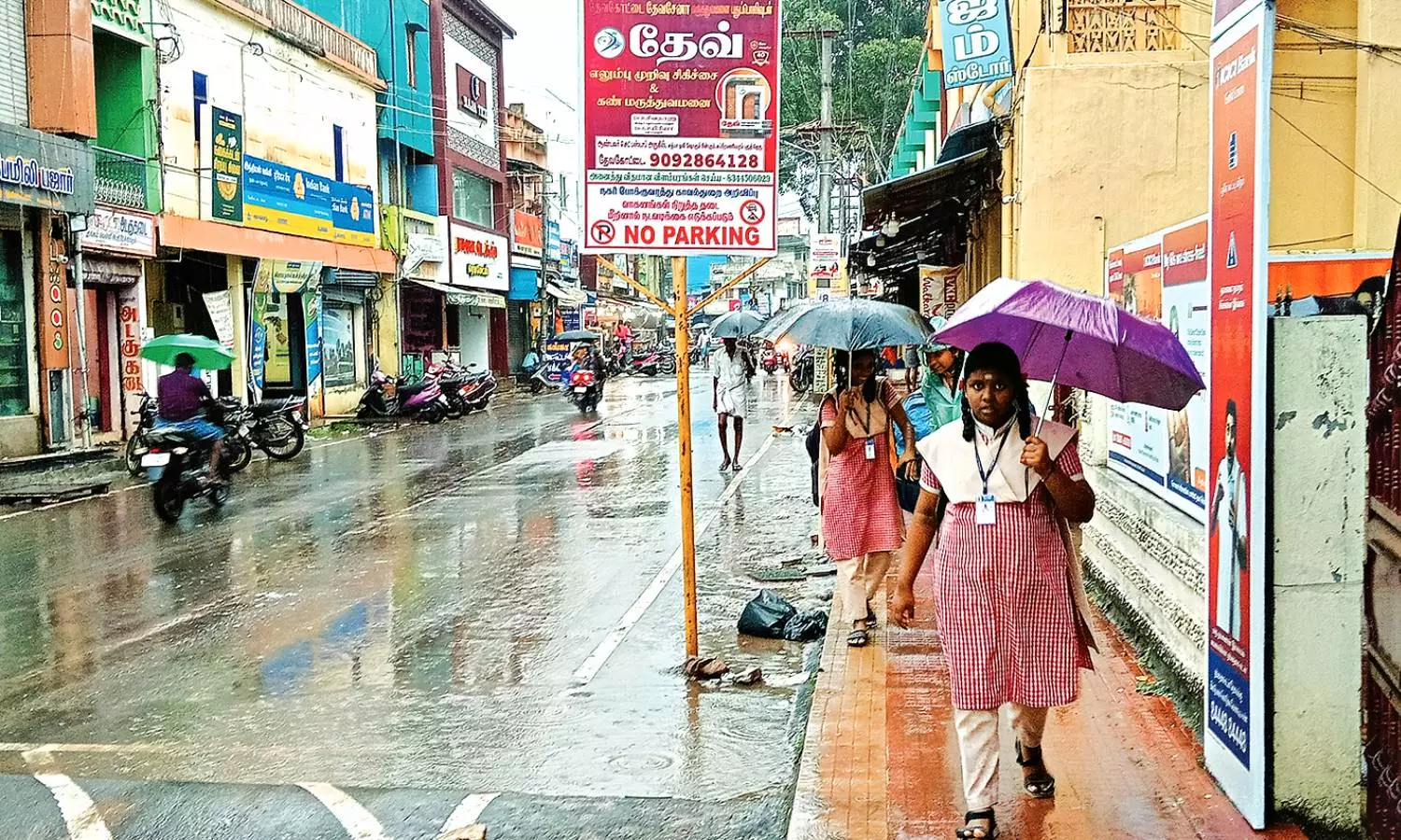 ராமநாதபுரம், சிவகங்கை உள்பட 4 மாவட்டங்களில் விடிய விடிய வெளுத்து வாங்கிய மழை