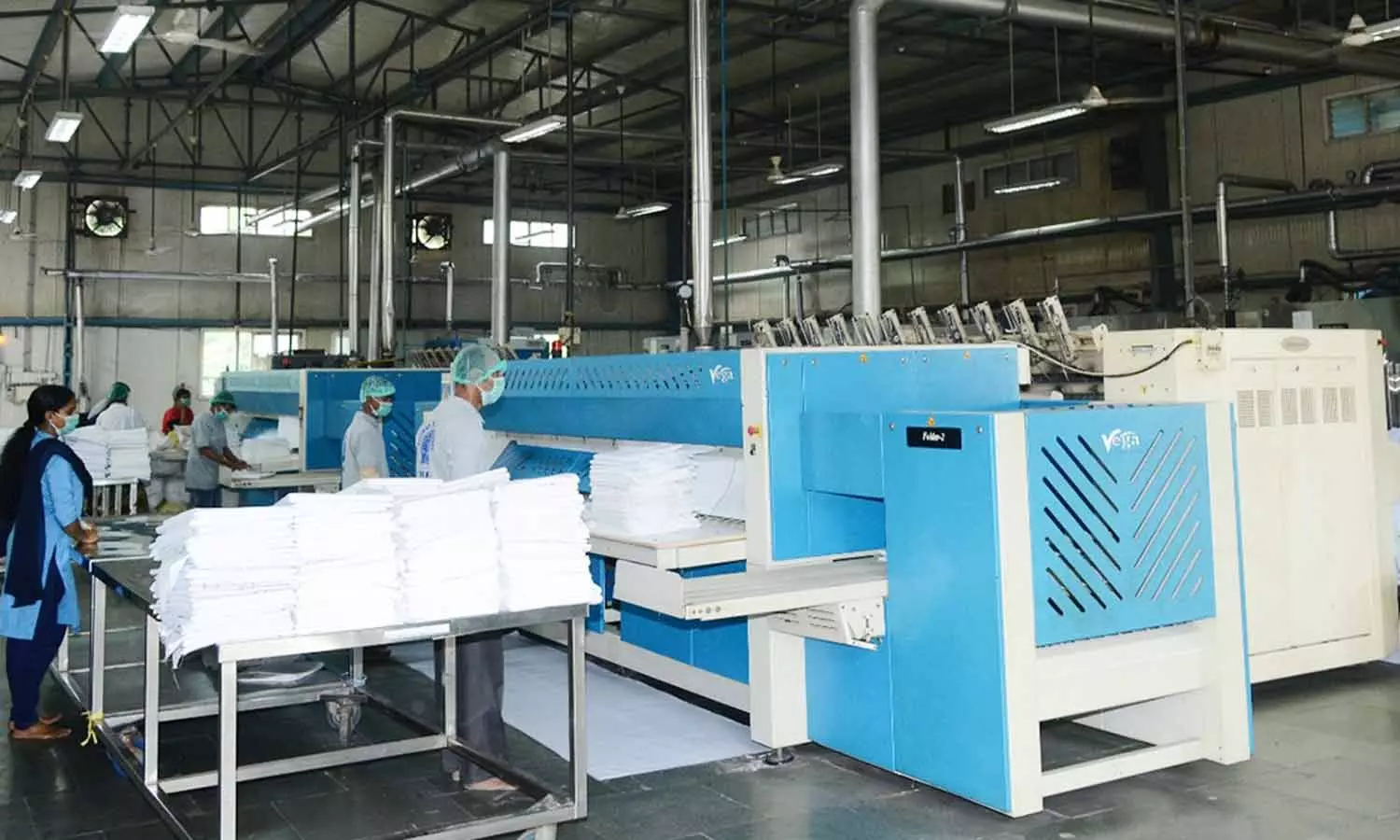 நவீன தொழிற்சாலை- ரெயில் பயணிகளுக்கு தினமும் 40 ஆயிரம் போர்வைகள் சலவை செய்து தயாராகிறது நவீன தொழிற்சாலை- ரெயில் பயணிகளுக்கு தினமும் 40 ஆயிரம் போர்வைகள் சலவை செய்து தயாராகிறது