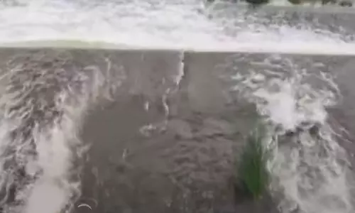 செம்பரம்பாக்கம் ஏரி நீர் திறப்பு-  6 கிராம மக்களுக்கு வெள்ள அபாய எச்சரிக்கை