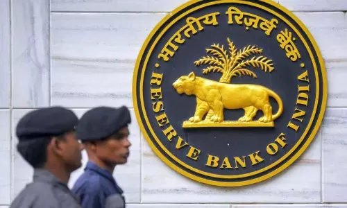 ரஷிய மொழியில் வெடிகுண்டு மிரட்டல்.. ஒரே மாதத்தில் 2வது முறையாக குறிவைக்கப்பட்ட ரிசரவ் வங்கி