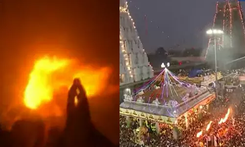 விண்ணை பிளந்த அரோகரா கோஷம்.. அண்ணாமலையார் மலை உச்சியில் ஏற்றப்பட்டது மகா தீபம்