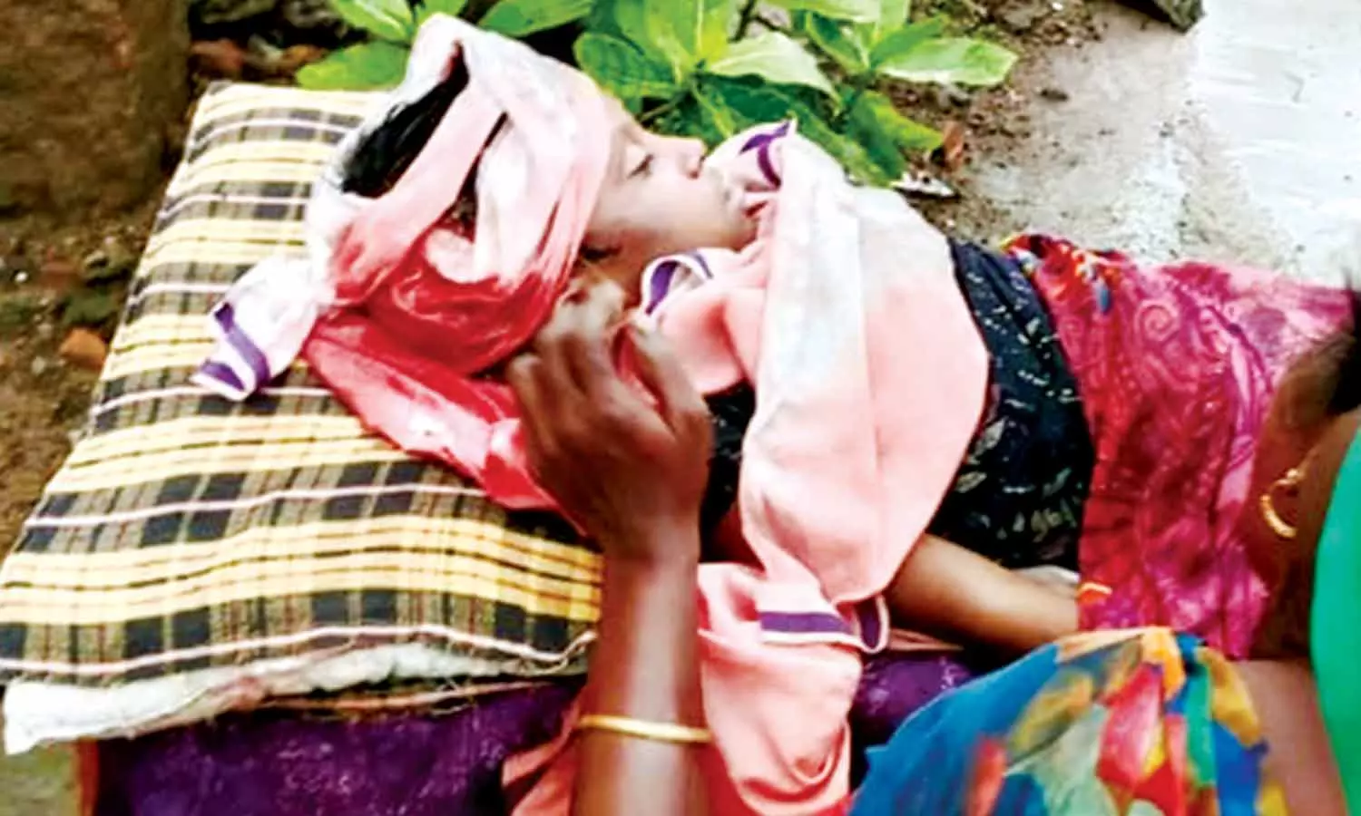 கனமழை காரணமாக வீட்டின் சுவர் இடிந்து விழுந்து 6 வயது சிறுமி பலி