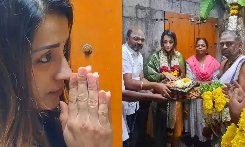 கோவை மருதமலை முருகன் கோவிலில் சாமி தரிசனம் செய்த நடிகை திரிஷா