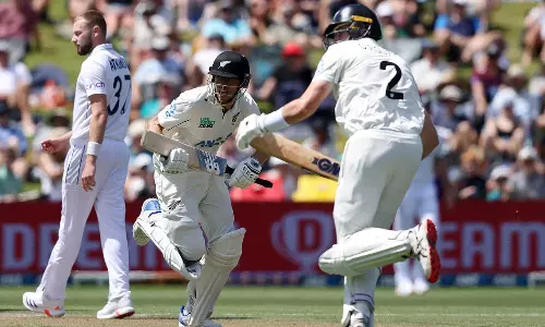 3வது டெஸ்ட்: நியூசிலாந்து முதல் இன்னிங்சில் 347 ரன்களுக்கு ஆல் அவுட்