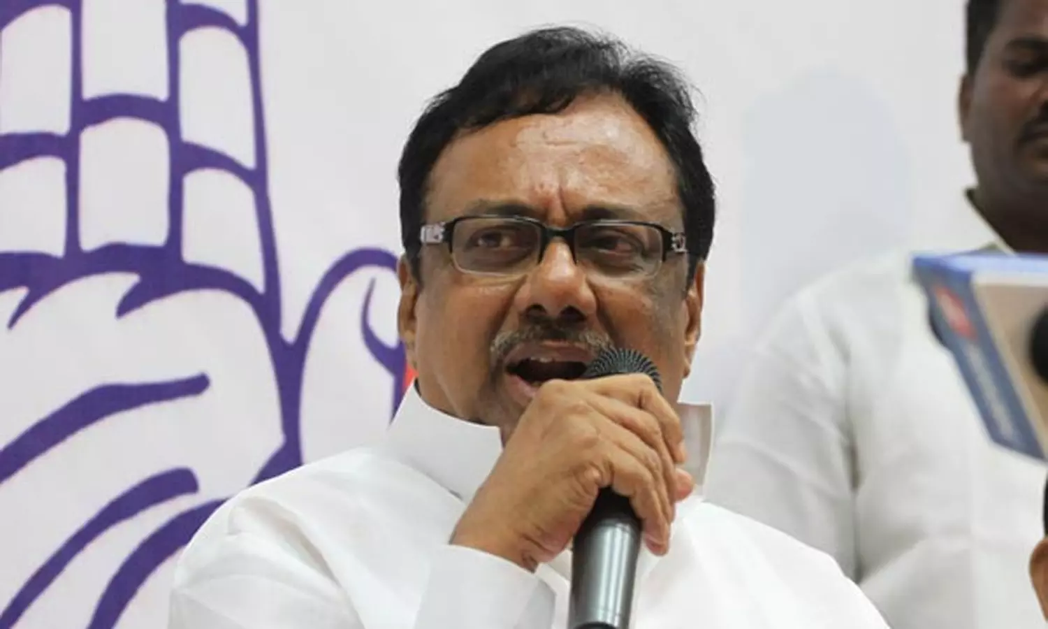 ஈவிகேஎஸ் இளங்கோவன் அரசியல் பயணம் ஈவிகேஎஸ் இளங்கோவன் அரசியல் பயணம்