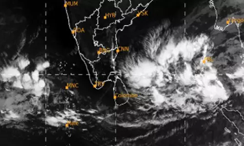 காற்றழுத்த தாழ்வு பகுதி உருவாவதில் தாமதம்- இந்திய வானிலை ஆய்வு மையம்