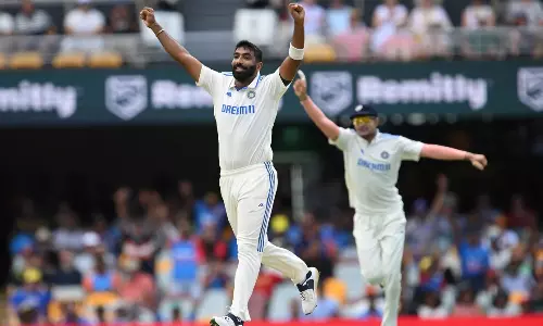 ஆசியாவுக்கு வெளியே அதிக முறை 5 விக்கெட்: கபில்தேவ் சாதனையை முறியடித்த பும்ரா