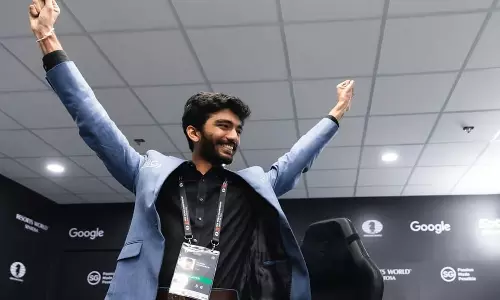 உலக செஸ் சாம்பியன் குகேஷ்-க்கு பாராட்டு விழா நடத்தும் தமிழ்நாடு அரசு