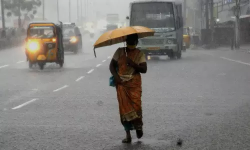 புதிய காற்றழுத்த தாழ்வு பகுதி.. தமிழகத்தின் 4 மாவட்டங்களுக்கு இன்று ஆரஞ்சு அலர்ட்