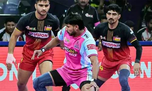 புரோ கபடி லீக்- பெங்களூரு அணியை வீழ்த்தி ஜெய்ப்பூர் வெற்றி