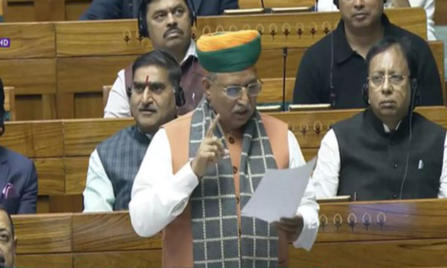 மக்களவைக்கு வராத எம்.பி.க்கள்: நோட்டீஸ் அனுப்பி விளக்கம் கேட்கும் பா.ஜ.க. மக்களவைக்கு வராத எம்.பி.க்கள்: நோட்டீஸ் அனுப்பி விளக்கம் கேட்கும் பா.ஜ.க.