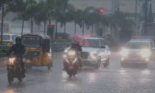 ஆறு மாவட்டங்களில் இடி, மின்னலுடன் மழைக்கு வாய்ப்பு- வானிலை ஆய்வு மையம்