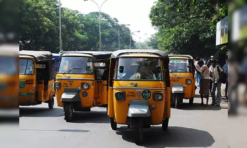 சென்னையில் விரைவில் உயர்கிறது ஆட்டோ கட்டணம்: டிஜிட்டல் மீட்டருக்கு பதில் செயலி அறிமுகம்
