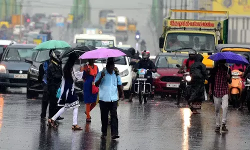 சென்னை உள்பட 4 மாவட்டங்களுக்கு மழை எச்சரிக்கை- வானிலை ஆய்வு மையம்