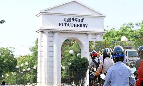 ஹெல்மெட் அணியாத வாகன ஓட்டிகளுக்கு அபராதம்