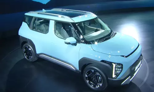 இந்தியாவில் அறிமுகமான புது கியா எஸ்.யு.வி.