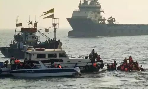 மும்பை படகு விபத்து:  பலி எண்ணிக்கை 14 ஆக அதிகரிப்பு