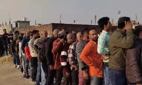 வழுக்கை தலையில் முடிவளரும் எனக்கூறி லட்சக்கணக்கில் பணம் சுருட்டிய பலே ஆசாமி