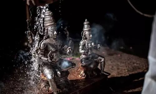 அக்னி நட்சத்திர நாளில் செய்யும் அபிஷேகங்களின் பலன்கள்