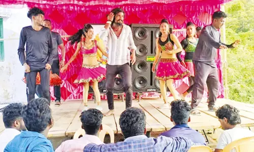 துக்க நிகழ்ச்சியை திருவிழா போன்று நடத்திய குடும்பத்தினர்- 96 வயது மூதாட்டியின் இறுதி ஆசையை நிறைவேற்றினர்