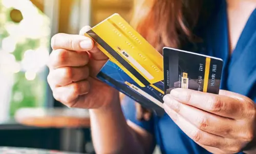 தாமதமான கிரெடிட் கார்டு கட்டணங்களுக்கு 30% வட்டி விகித வரம்பு நீக்கம்.. ஷாக் கொடுத்த சுப்ரீம் கோர்ட்