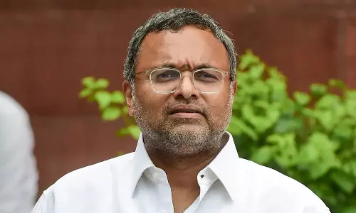 கார்த்தி சிதம்பரம் வெளிநாடு செல்ல டெல்லி கோர்ட் அனுமதி