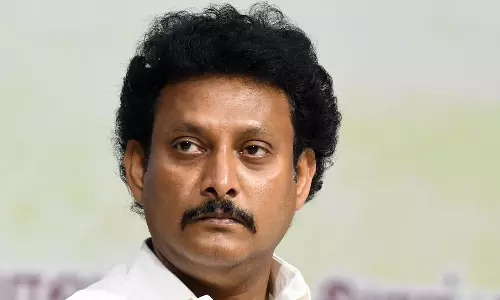 தேர்ச்சி முறை: தமிழக பள்ளிகளில் எந்த மாற்றமும் இல்லை- அமைச்சர் அன்பில் மகேஷ்