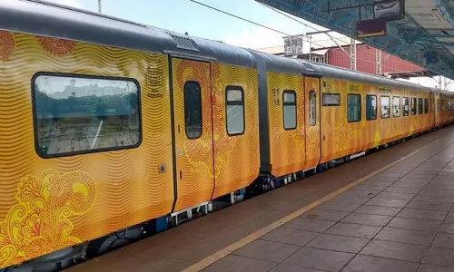 தேஜஸ் எக்ஸ்பிரஸ் ரெயில் வழக்கமான அட்டவணைப்படி இயக்கம்- தெற்கு ரெயில்வே அறிவிப்பு