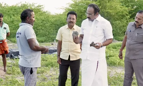 அகழாய்வில் இதுவரை 2000க்கும் மேற்பட்ட தொல்பொருட்கள் கண்டெடுக்கப்பட்டுள்ளன- அமைச்சர்