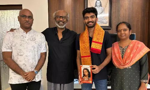 உலக செஸ் சாம்பியன் குகேஷை நேரில் அழைத்து பாராட்டிய ரஜினிகாந்த்