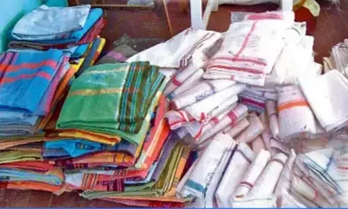 ரேசன் கடைகளுக்கு வேட்டி, சேலைகளை ஜன.10-க்குள் அனுப்ப கைத்தறித்துறை உத்தரவு