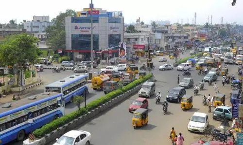 மாநகர பஸ்கள் இனி, சிக்னலில் காத்திருக்க தேவையில்லை