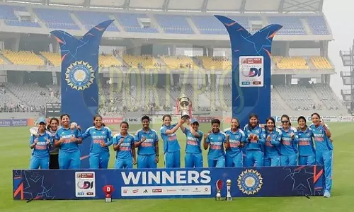 வெஸ்ட் இண்டீஸ் அணியை ஒயிட்வாஷ் செய்த இந்திய மகளிர் அணி