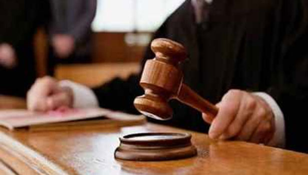 ரெயில் முன்பு தள்ளி மாணவி கொலை- சதீஷ் குற்றவாளி என தீர்ப்பு