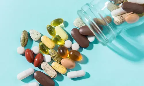 வைட்டமின் மாத்திரைகள் விஷம் கலந்த தேன் போன்றது- அமீரக மருத்துவ நிபுணர்கள் எச்சரிக்கை