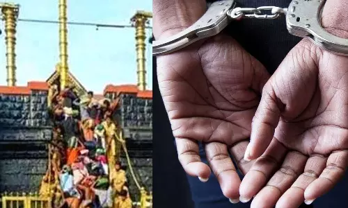 சபரிமலையில் மதுவிற்ற ஓட்டல் ஊழியர் கைது