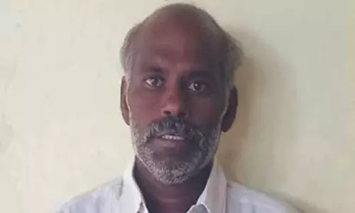 தஞ்சை மருத்துவ கல்லூரி ஆஸ்பத்திரியில் பயிற்சி பெண் டாக்டரை தாக்கிய தொழிலாளி கைது