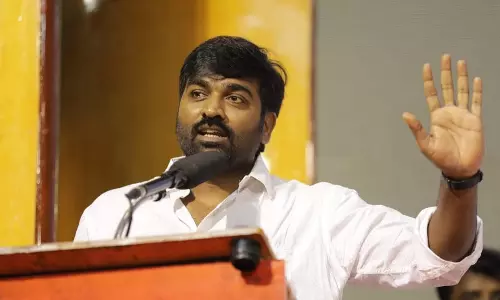 நல்லகண்ணுவின் வாழ்க்கை வரலாறு, பாடப்புத்தகத்தில் இடம்பெற வேண்டும்- விஜய் சேதுபதி