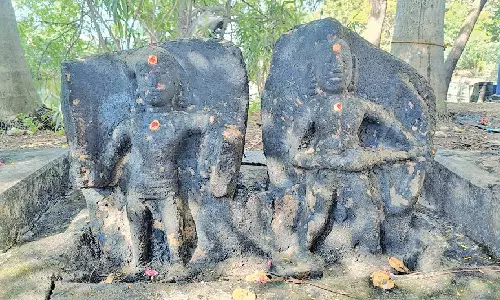 திருவெறும்பூர் அருகே மாவீரர் நடு கற்கள் கண்டுபிடிப்பு