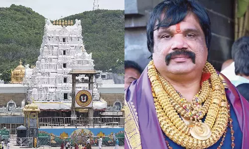 திருப்பதி கோவிலில் 5 கிலோ நகை அணிந்து தரிசனத்திற்கு வந்த பக்தர்