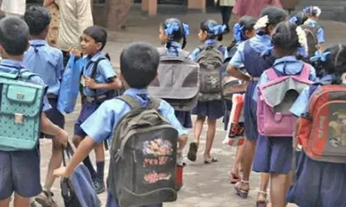 அரையாண்டு விடுமுறைக்கு பிறகு பள்ளிகள் இன்று திறப்பு