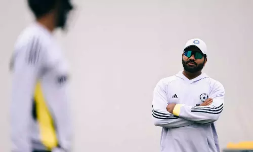 ஆஸ்திரேலியாவுக்கு எதிரான 5-வது டெஸ்ட்: ரோகித் விளையாடமாட்டார்? வைரலான புகைப்படம்